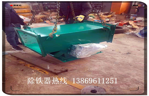 管道自卸式除鐵器，上海管道自式除鐵器_遠(yuǎn)力江西風(fēng)送管道除鐵器應(yīng)用安裝示意圖型12000高斯_可定制工作原理